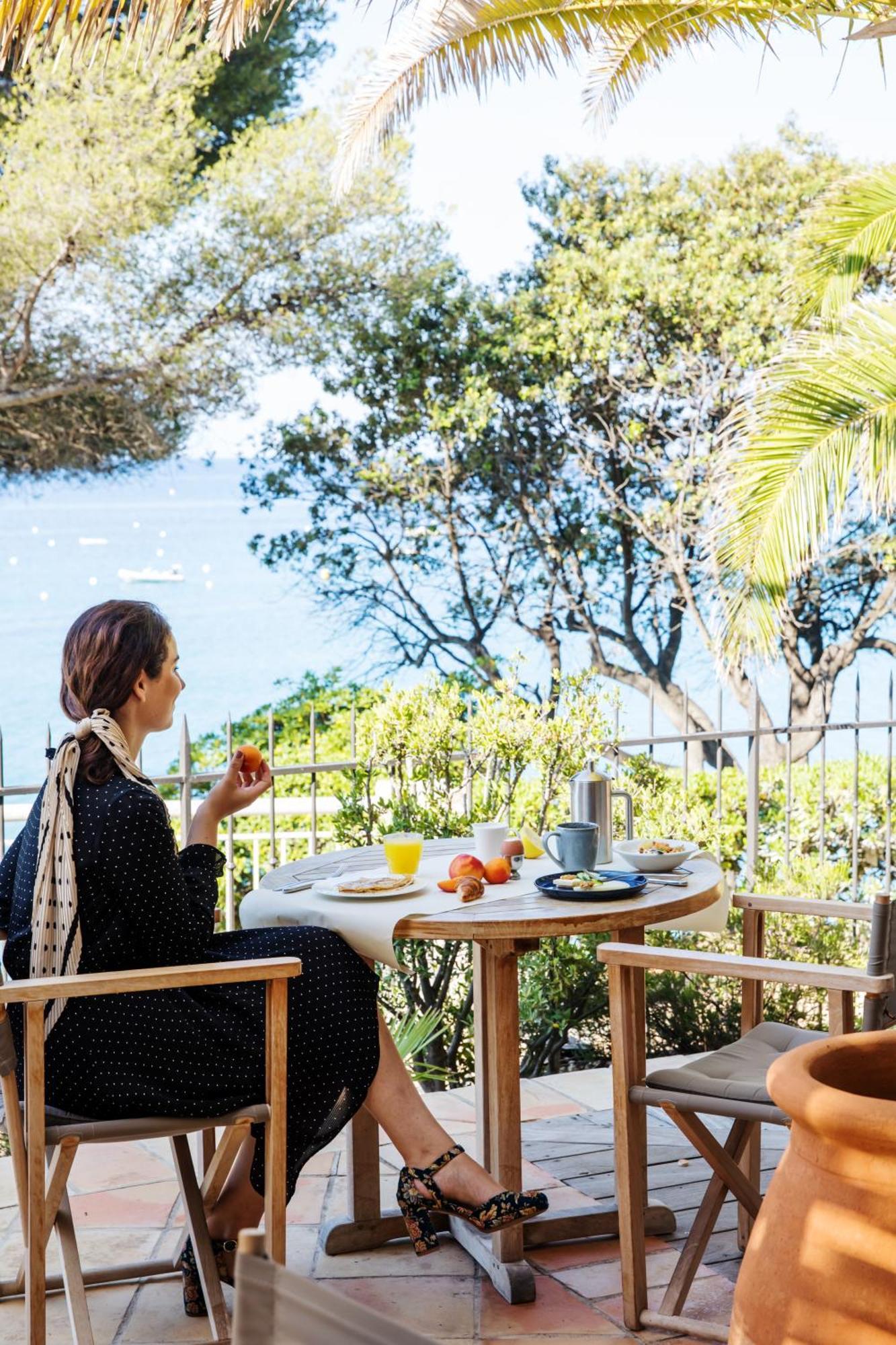 Le Rayol-Canadel-sur-Mer Hotel Le Bailli De Suffren מראה חיצוני תמונה